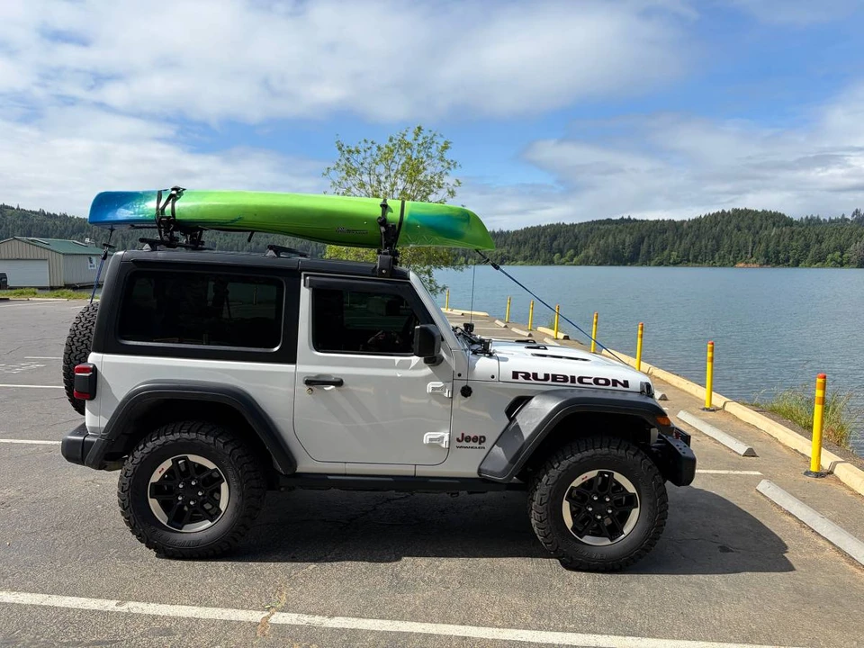 2020 Jeep JL Wrangler - Image 2 of 8