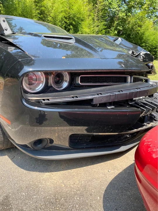 2015 Dodge Challenger - Image 7 of 10