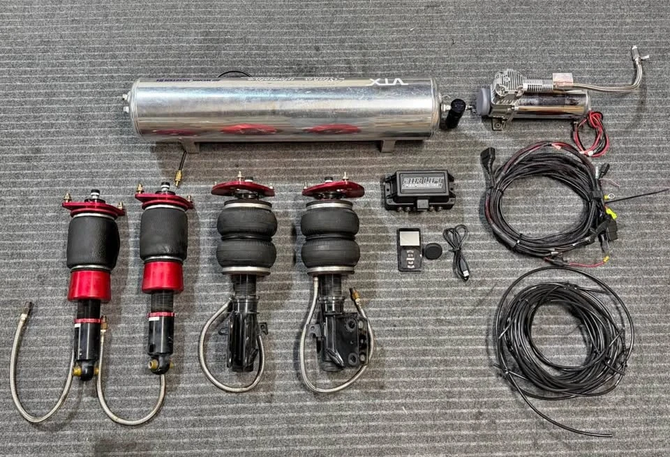 Parts & Memorabilia Mechanical Components - Image 3 of 3