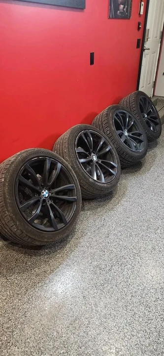 2015 Parts & Memorabilia Other Wheels - Image 4 of 4