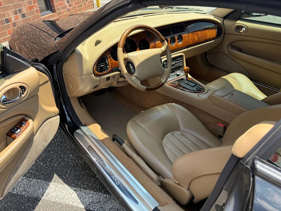 1997 Jaguar X100 XK8 - Image 3 of 4