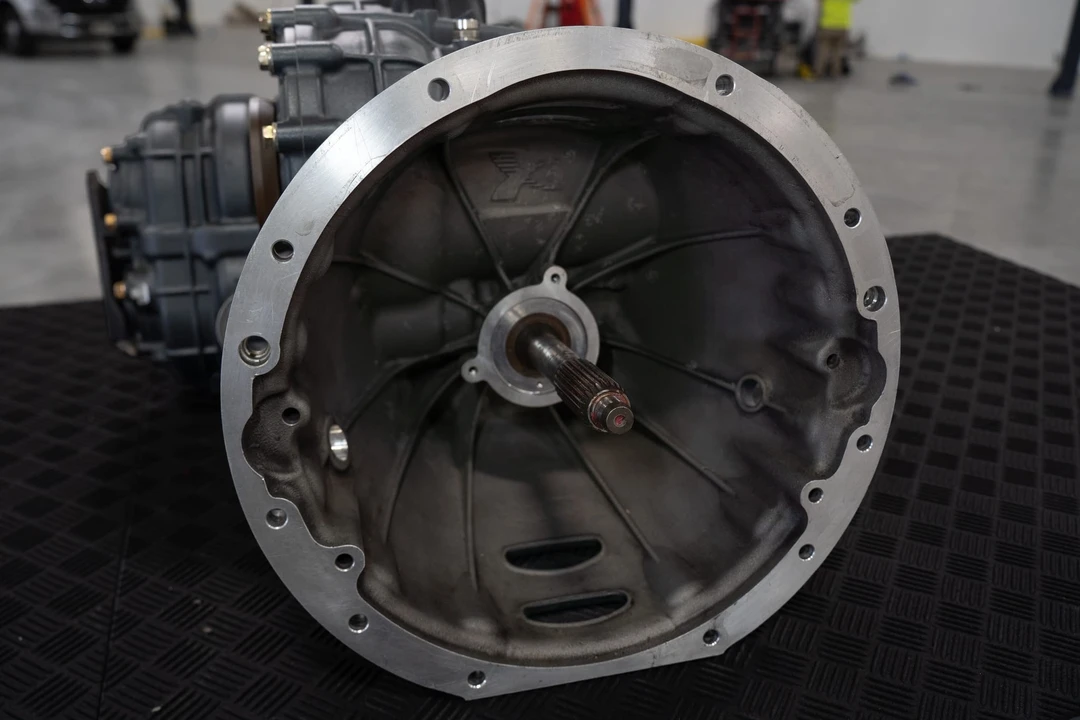 Parts & Memorabilia Gearboxes - Image 16 of 22