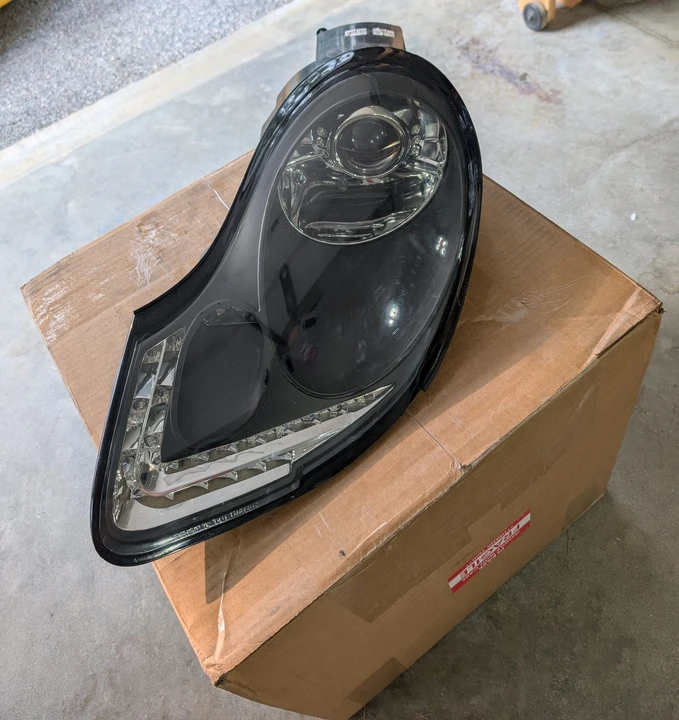 1997 Parts & Memorabilia Bodywork - Image 2 of 6