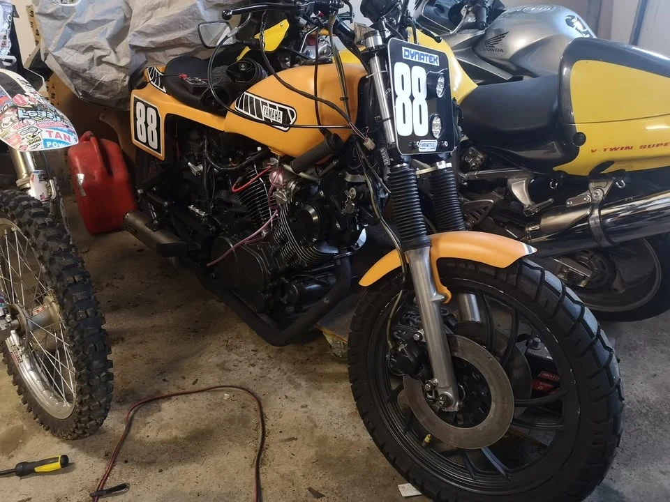 Yamaha - Image 2 of 3