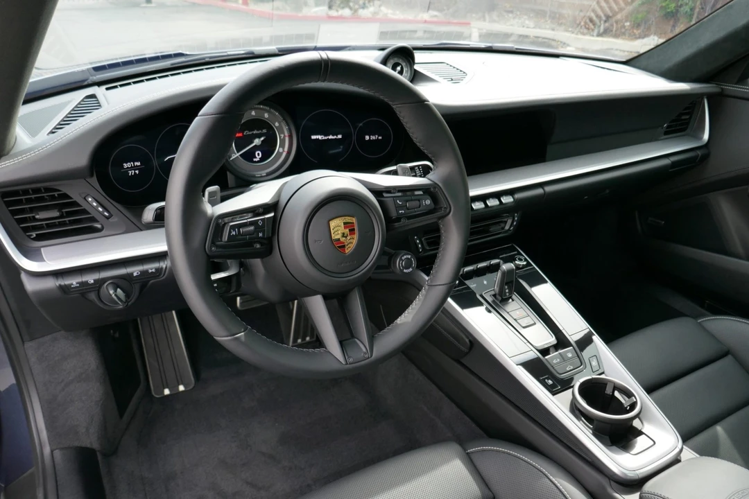 2024 Porsche 992 Turbo S - Image 5 of 7