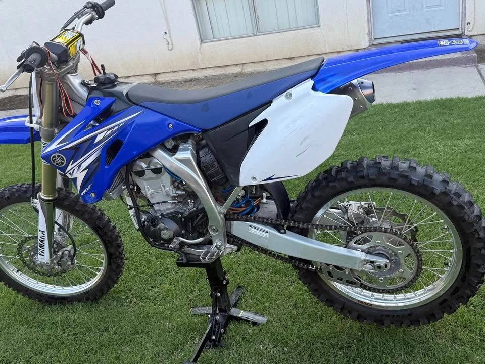 2008 Yamaha YZ - Image 2 of 3
