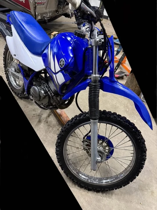 Yamaha YZ - Image 2 of 5