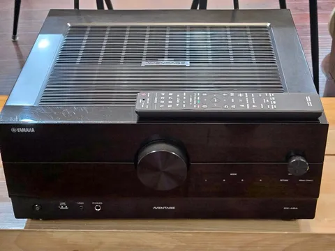 Yamaha AVENTAGE RX-A6A AV Receiver