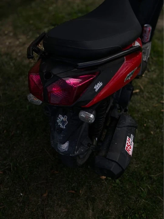 2018 Yamaha - Image 2 of 2