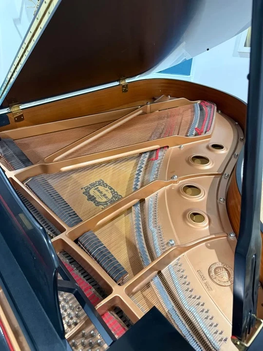 Yamaha - Image 2 of 2