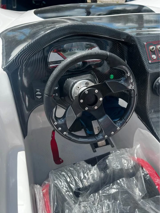 Parts & Memorabilia Engines - Image 5 of 9