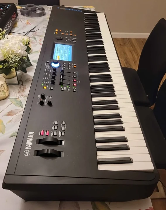 Yamaha - Image 2 of 7