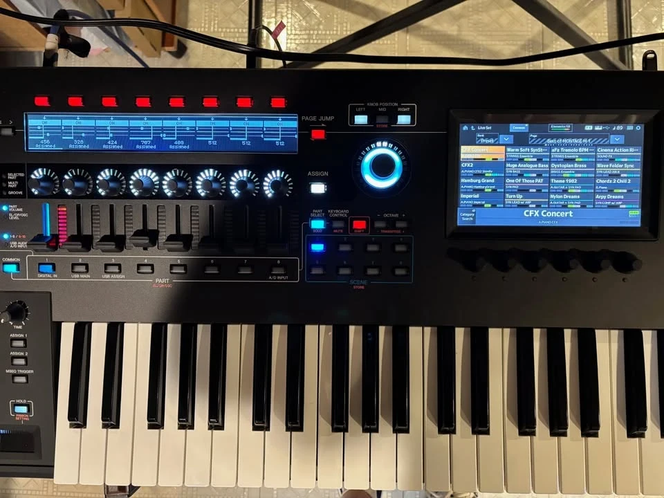 Yamaha - Image 2 of 3