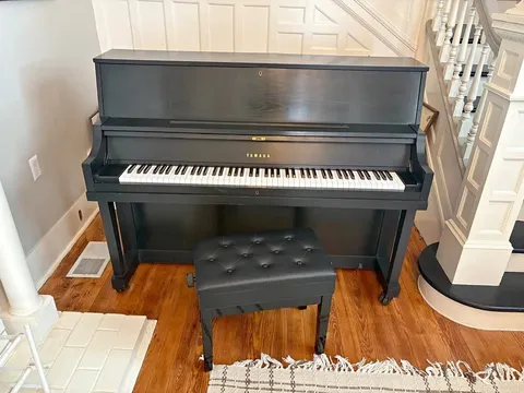 Yamaha P22 Studio Piano