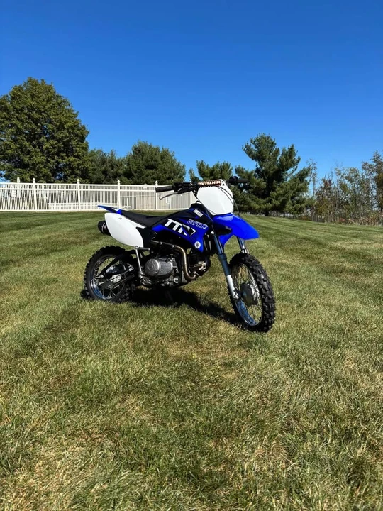 2015 Yamaha - Image 8 of 8