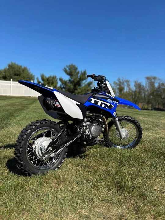 2015 Yamaha - Image 3 of 8