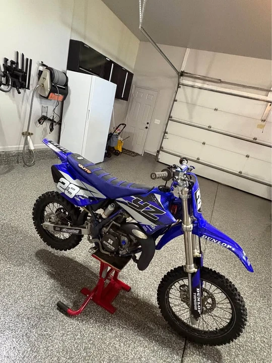 Yamaha YZ - Image 3 of 6