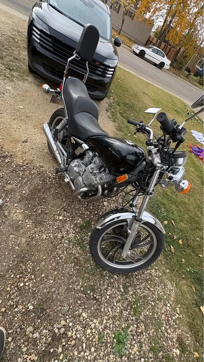 1981 Yamaha XS - Image 2 of 3