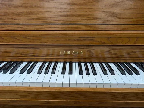 Yamaha M450 Piano