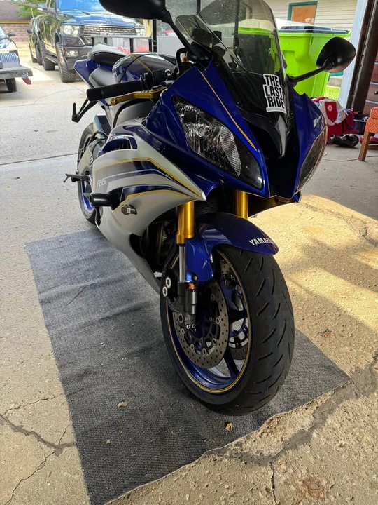 2016 Yamaha YZF - Image 2 of 6
