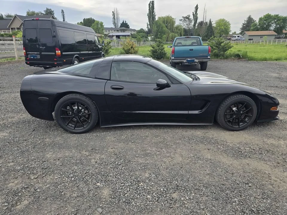 2000 Chevrolet Corvette C5 - Image 5 of 15