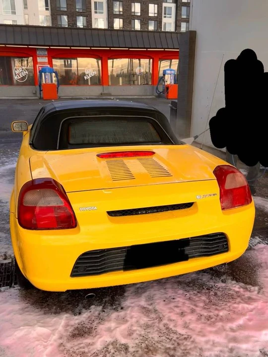 2002 Toyota MR2 Spyder/MR-S - Image 6 of 10