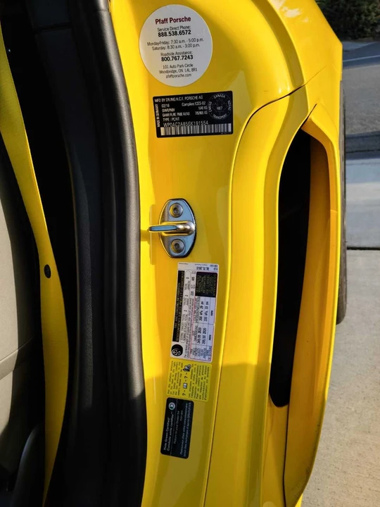 2016 Porsche 981 Cayman GT4 - Image 7 of 21