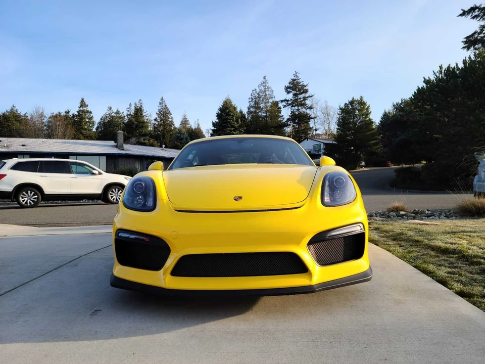 2016 Porsche 981 Cayman GT4 - Image 2 of 21
