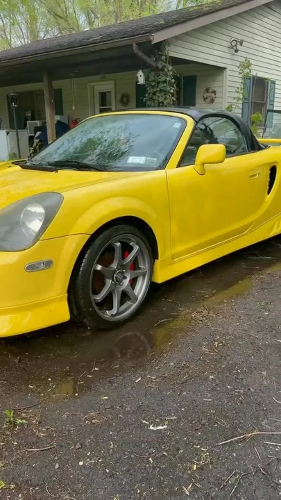 2002 Toyota MR2 Spyder/MR-S - Image 11 of 11
