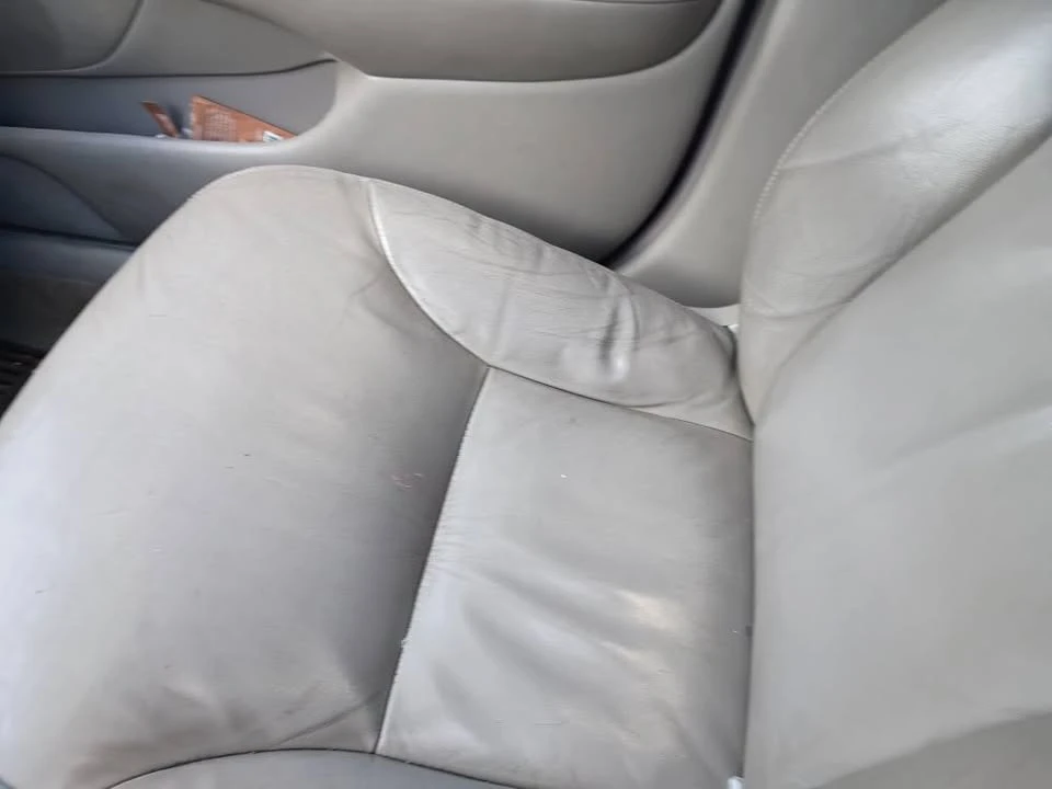 2004 Lexus ES 4th Gen - Image 16 of 16