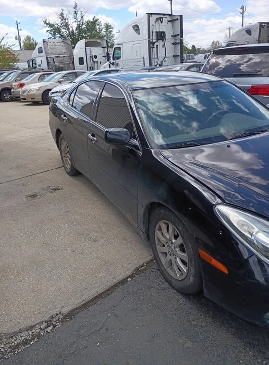 2004 Lexus ES 4th Gen - Image 5 of 16