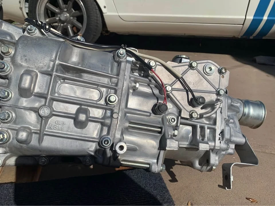 2015 Parts & Memorabilia Gearboxes - Image 8 of 9