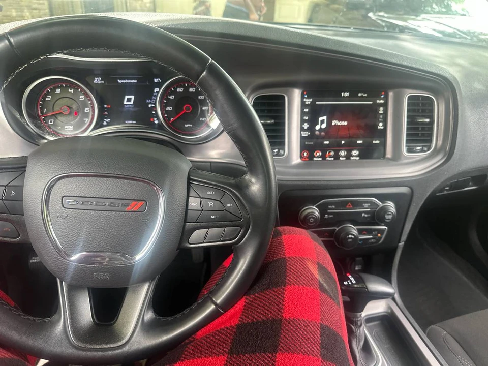 2015 Dodge Charger 7th Gen - Image 4 of 6