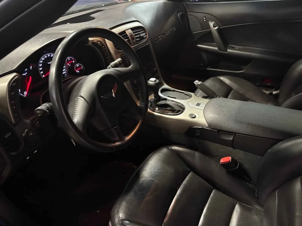 2005 Chevrolet Corvette C6 - Image 8 of 9
