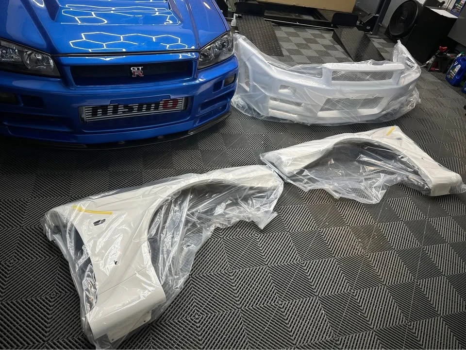 1999 Parts & Memorabilia Bodywork - Image 5 of 5