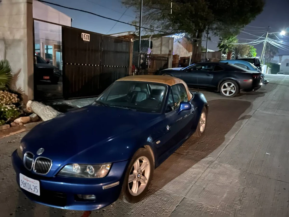 2002 BMW Z3 Roadster - Image 17 of 17