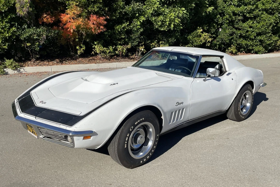 1969 Chevrolet Corvette C3 - Image 1 of 31