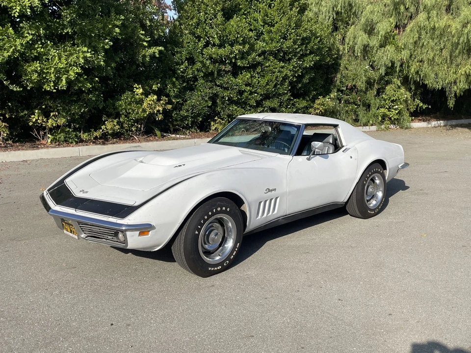 1969 Chevrolet Corvette C3 - Image 2 of 31