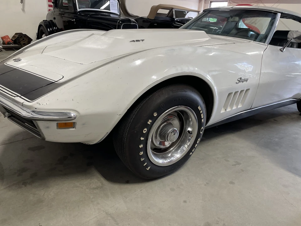 1969 Chevrolet Corvette C3 - Image 25 of 31