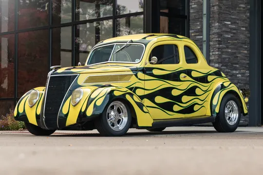 1937 Ford Standard & Deluxe & Super Deluxe - Image 2 of 31