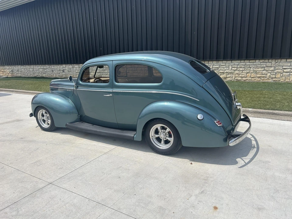 1940 Ford Standard & Deluxe & Super Deluxe - Image 13 of 31