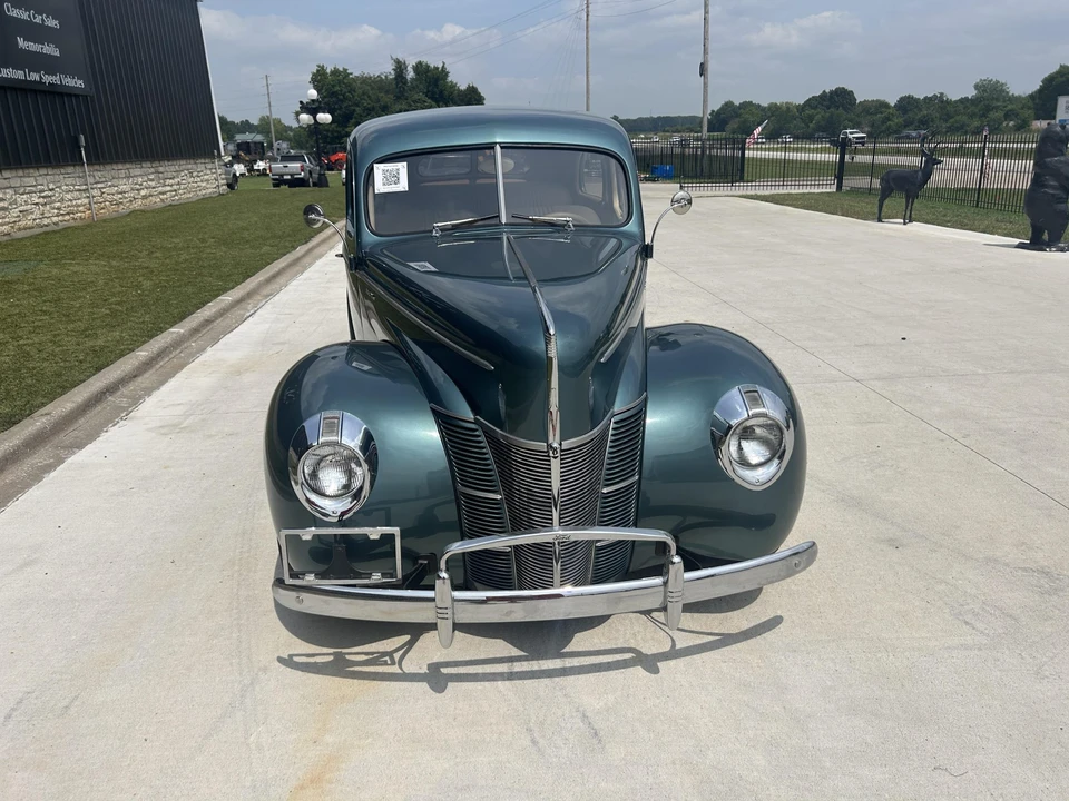 1940 Ford Standard & Deluxe & Super Deluxe - Image 5 of 31