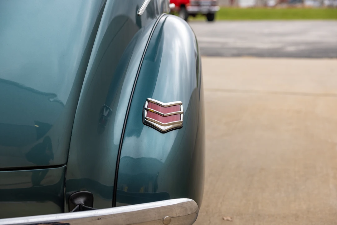 1940 Ford Standard & Deluxe & Super Deluxe - Image 19 of 31