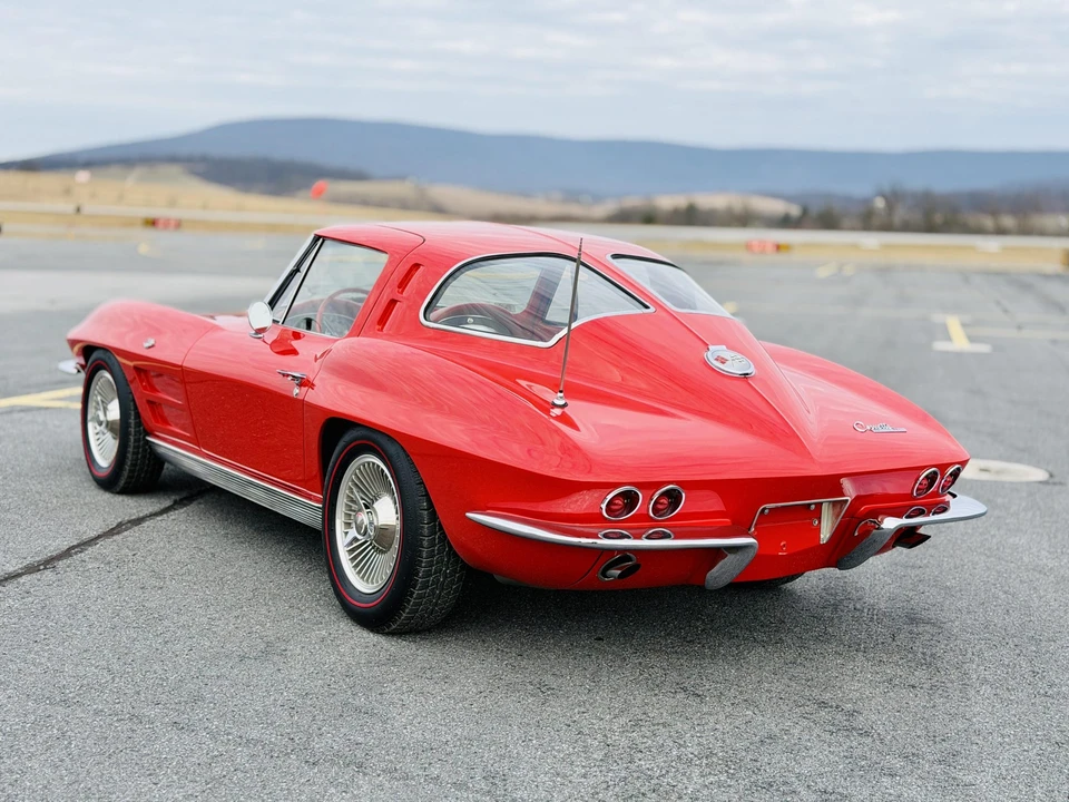 1963 Chevrolet Corvette C2 - Image 11 of 31
