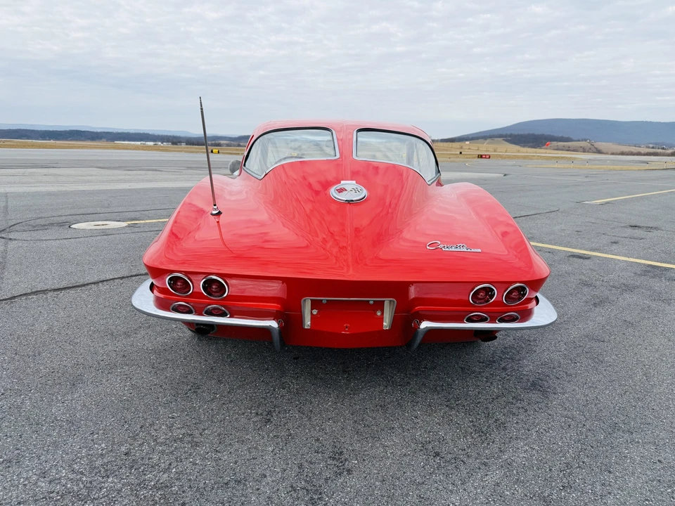 1963 Chevrolet Corvette C2 - Image 16 of 31
