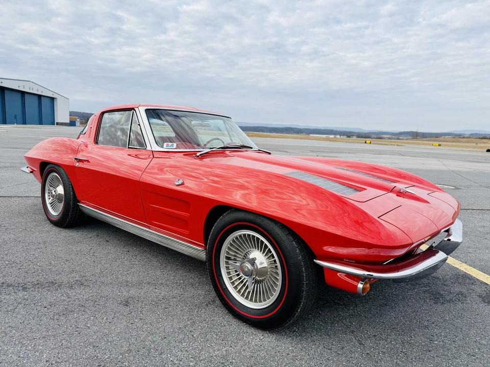 1963 Chevrolet Corvette C2 - Image 25 of 31