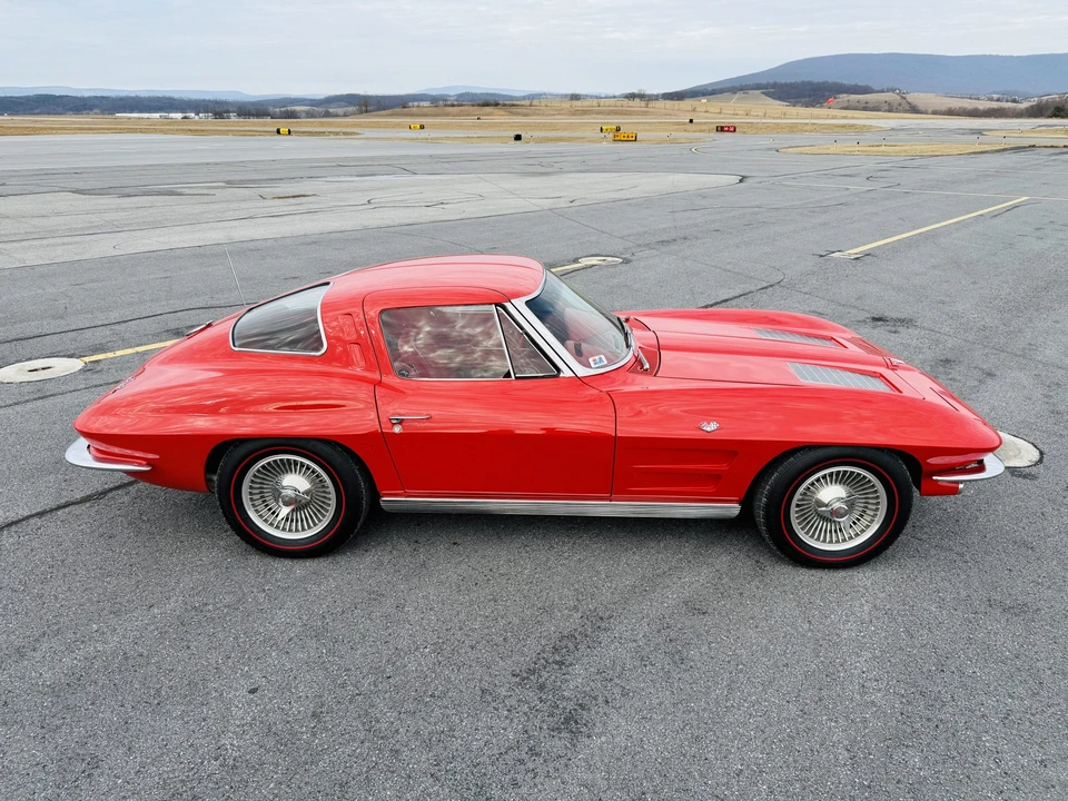 1963 Chevrolet Corvette C2 - Image 24 of 31