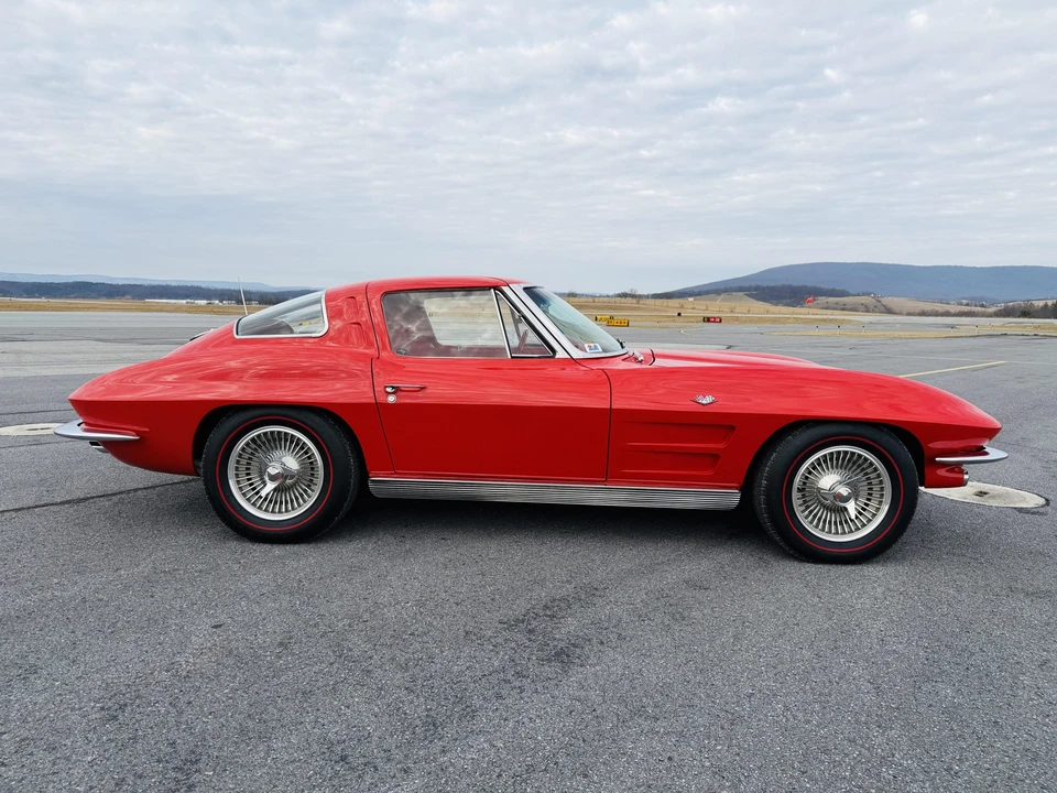 1963 Chevrolet Corvette C2 - Image 22 of 31