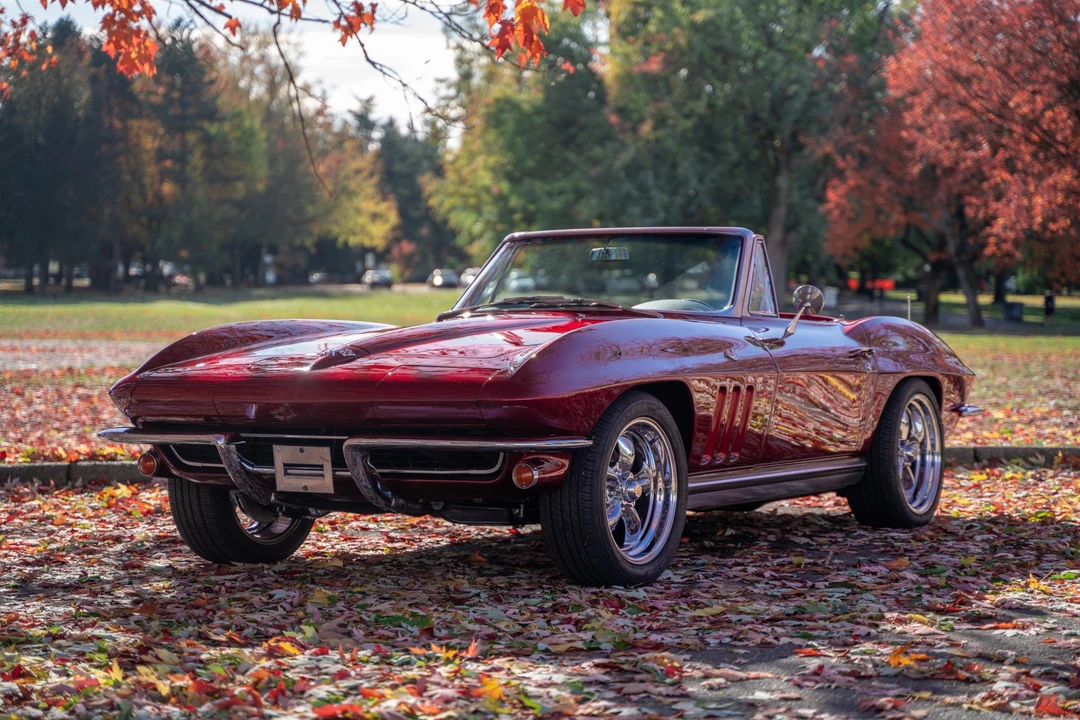 1965 Chevrolet Corvette C2 - Image 14 of 31