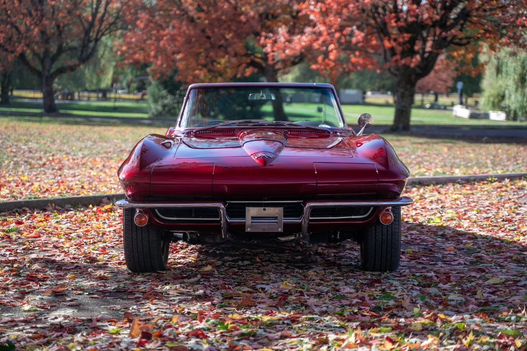 1965 Chevrolet Corvette C2 - Image 15 of 31